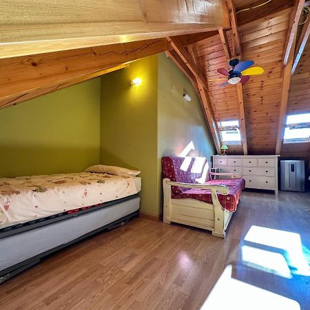 Acogedor Atico Duplex En El Centro En Biescas/4Pax Apartamento Exterior foto