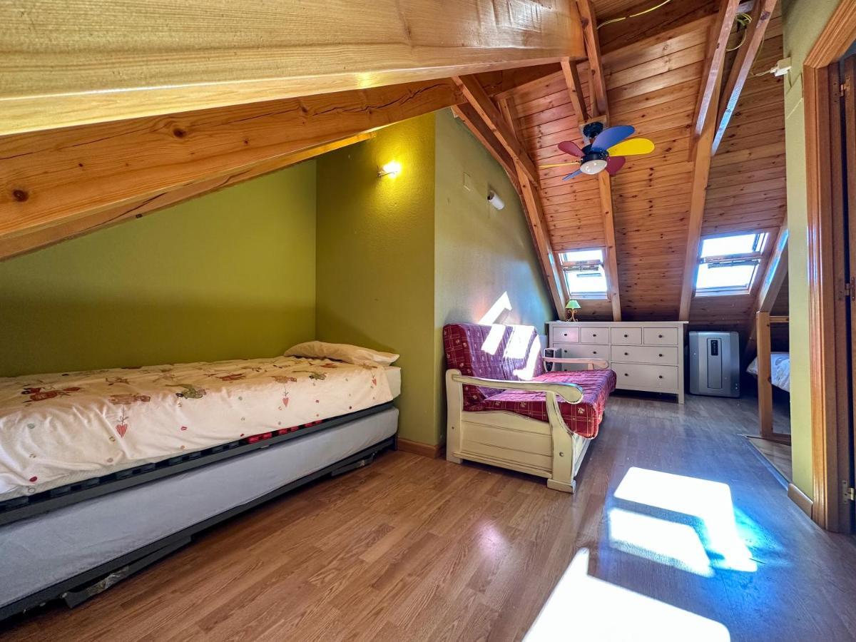 Acogedor Atico Duplex En El Centro En Biescas/4Pax Apartamento Exterior foto